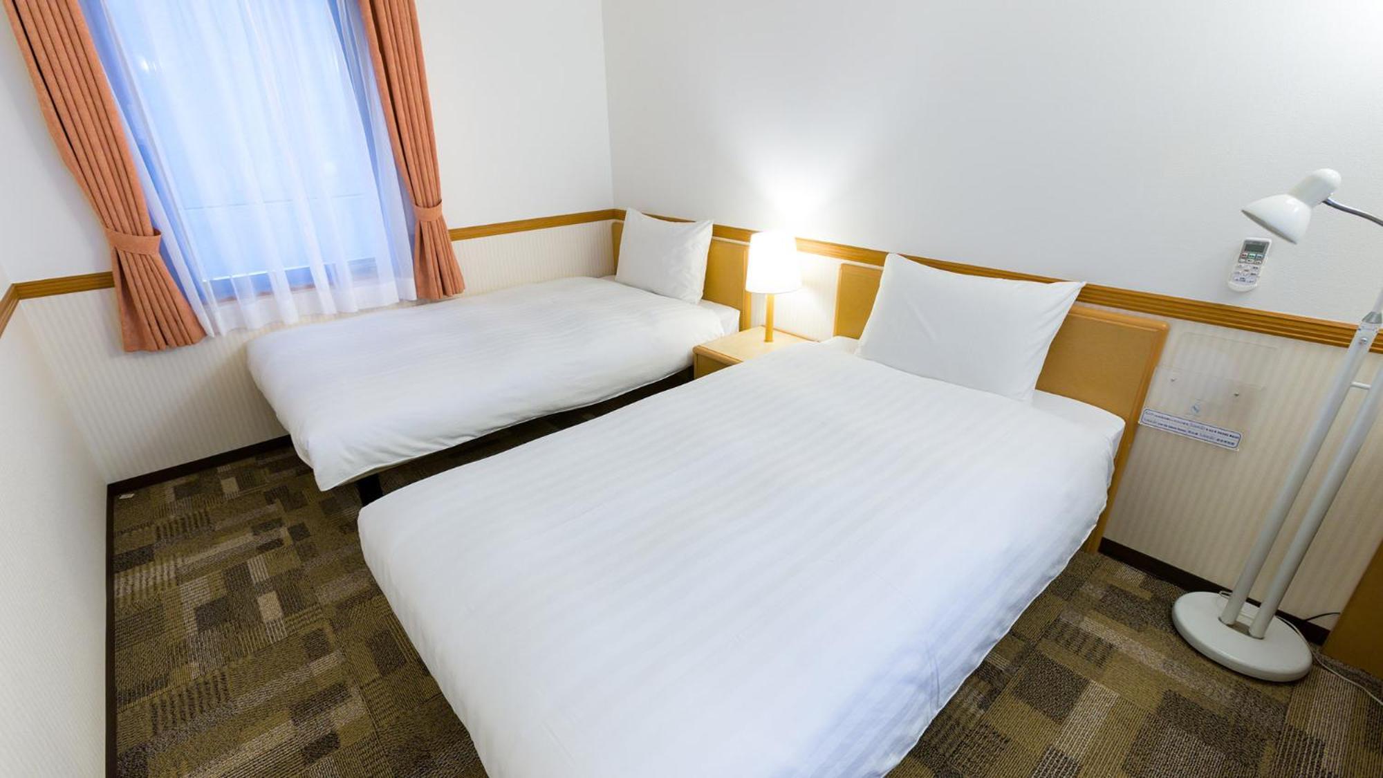 Toyoko Inn Tsushima Izuhara Pokoj fotografie